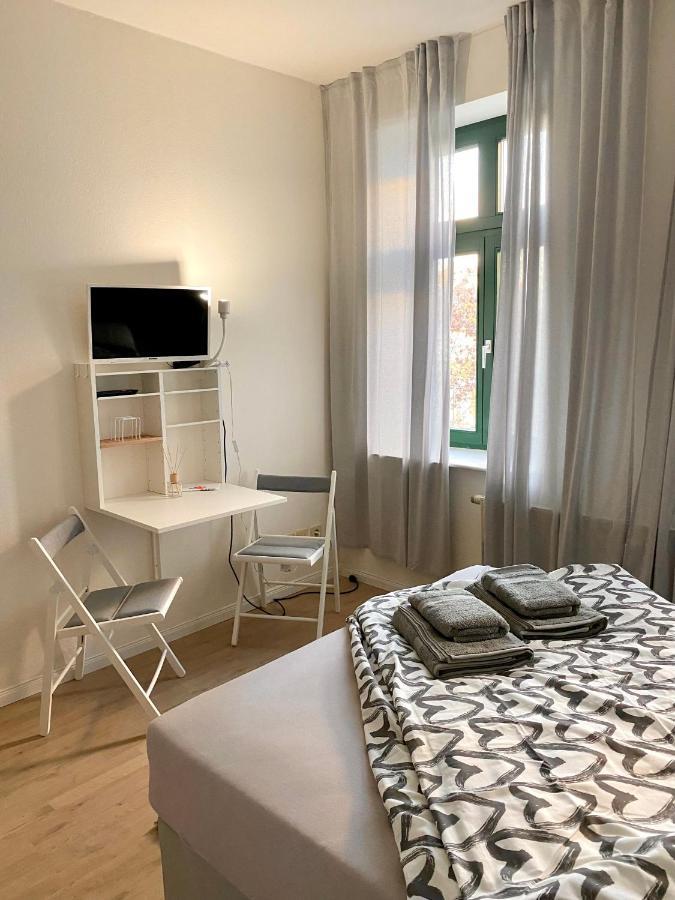 Studioapartment M15 Im Plagwitzer Szeneviertel Leipzig Bagian luar foto